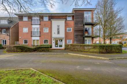 Meadow Way, Caversham, Image 12