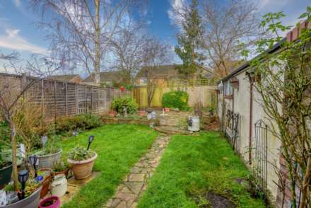 Underwood Road, Reading, Image 16