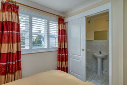 Springfield Mews, Emmer Green, Image 13