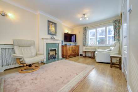 Springfield Mews, Emmer Green, Image 3