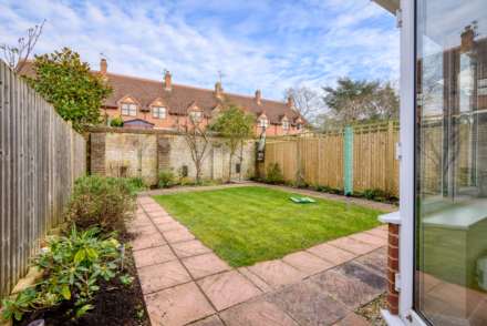 Springfield Mews, Emmer Green, Image 4