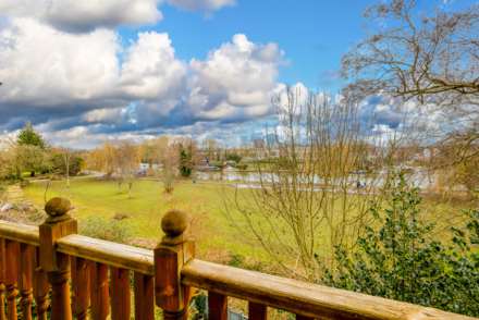 The Willows, Caversham, Image 3