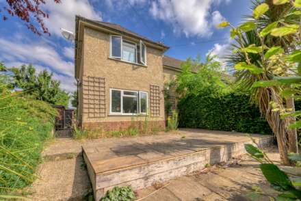 Southdown Road, Emmer Green, Image 17