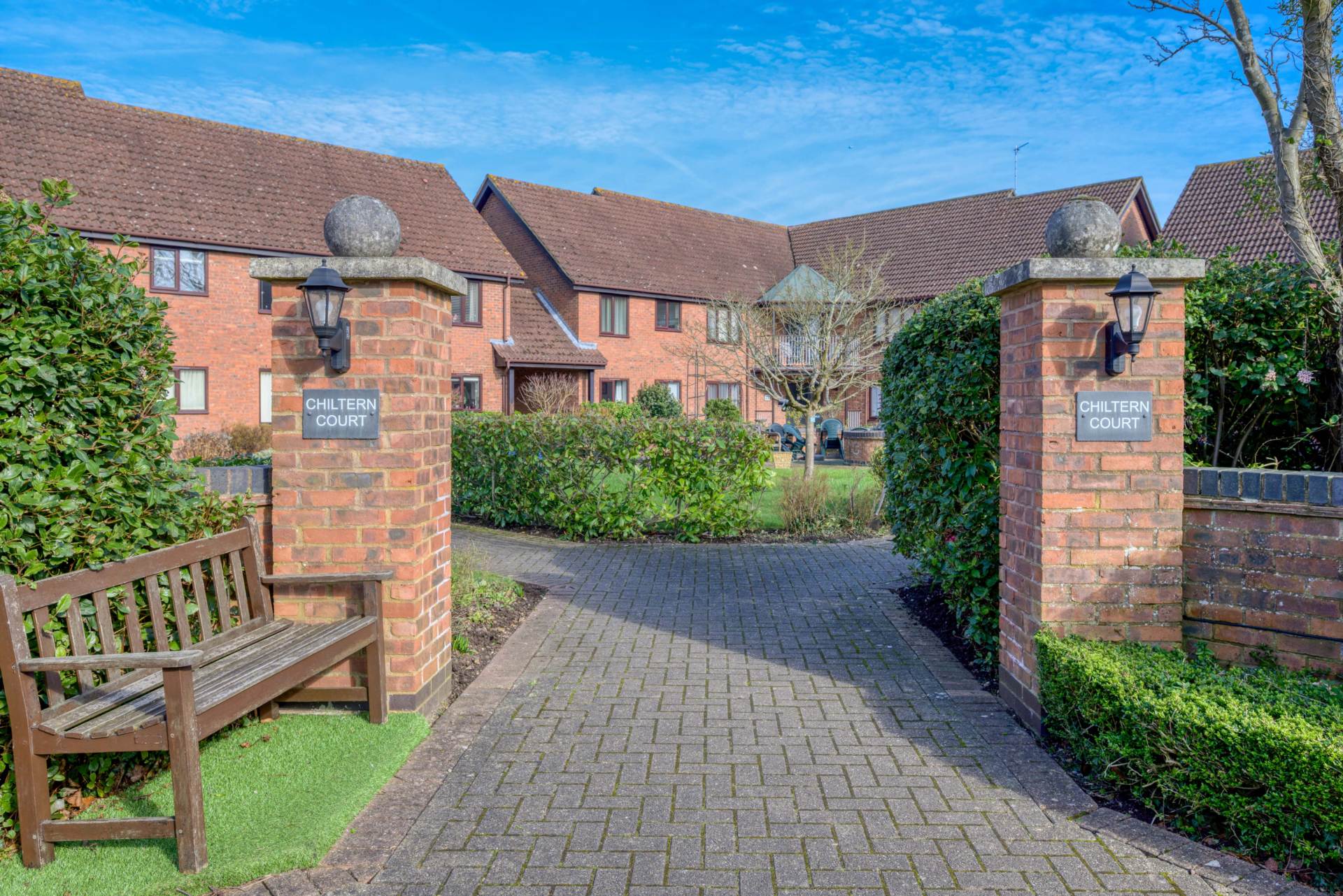 Chiltern Court, Emmer Green, Image 12