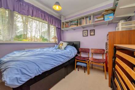 Peel Close, Caversham, Image 12