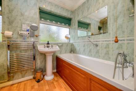 Peel Close, Caversham, Image 13