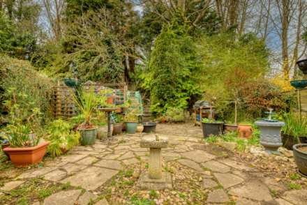 Peel Close, Caversham, Image 17