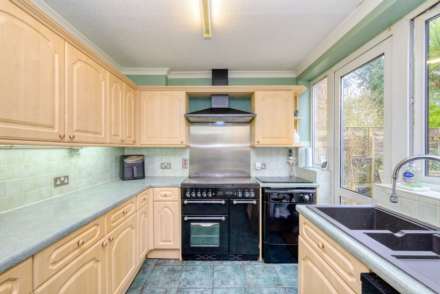 Peel Close, Caversham, Image 6