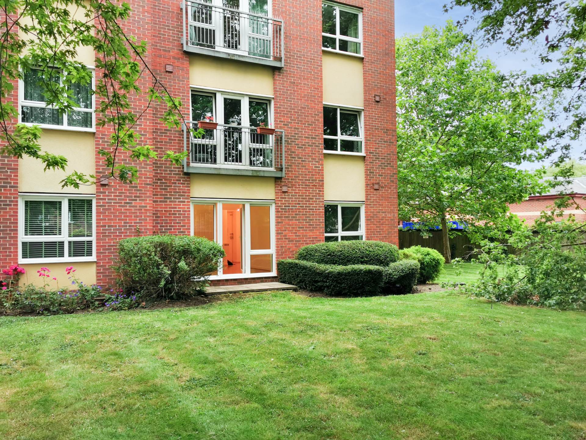Caversham Place, Reading, Image 10