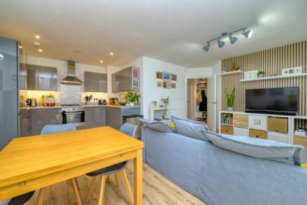 2 Bedroom Apartment, Cox Terrace, Reading