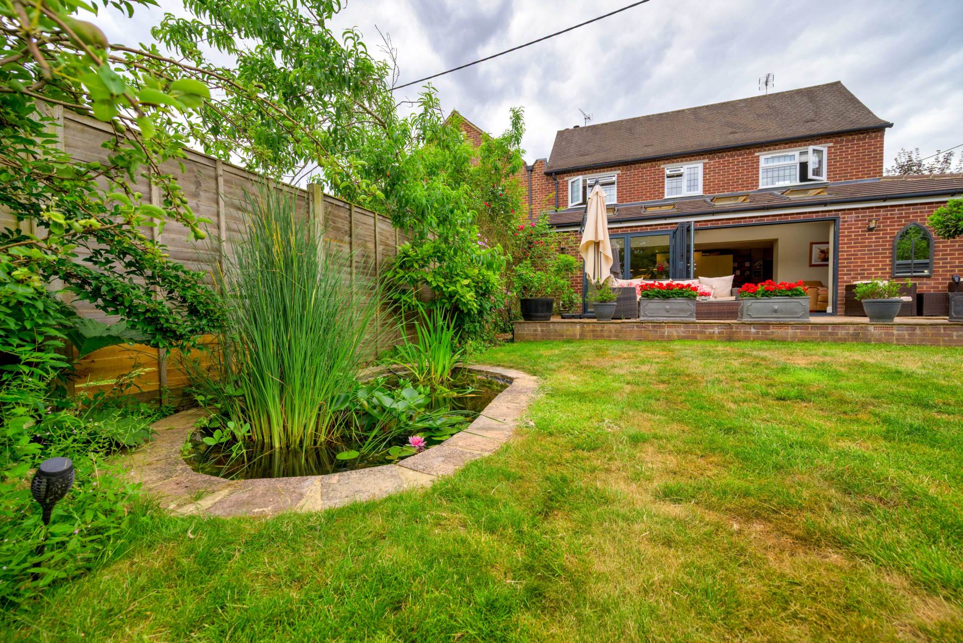 Chazey Close, Reading, Image 33