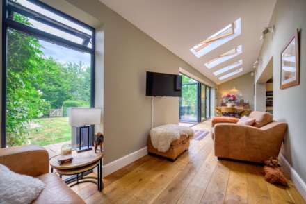 Chazey Close, Reading, Image 15