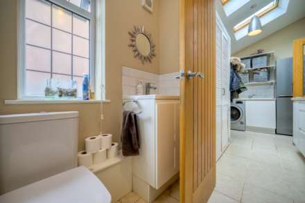 Chazey Close, Reading, Image 17