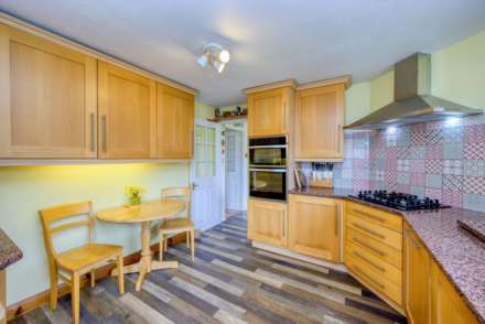 Burleigh Mews, Caversham Park, Image 14