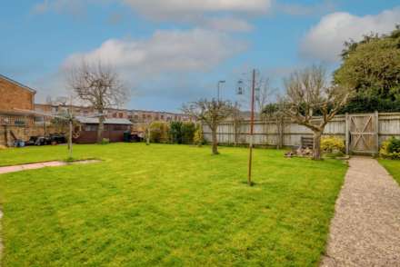 Burleigh Mews, Caversham Park, Image 28