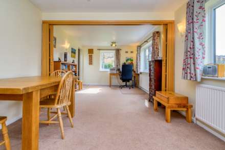 Burleigh Mews, Caversham Park, Image 8