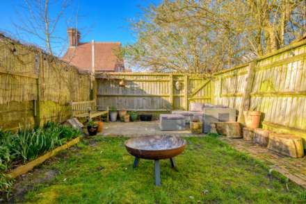 Gosbrook Road, Caversham, Image 15