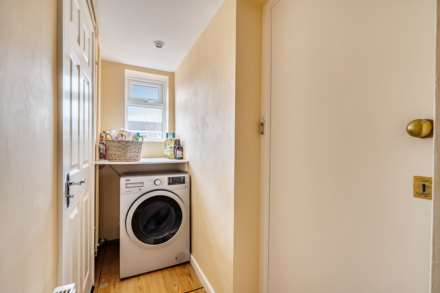 Galsworthy Drive, Caversham Park, Image 10