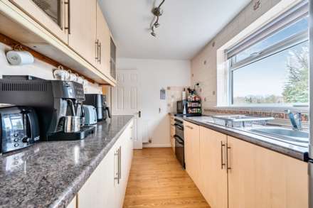 Galsworthy Drive, Caversham Park, Image 8