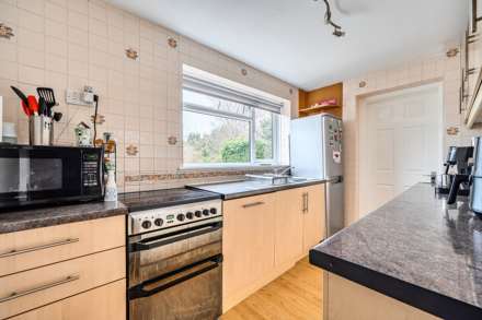 Galsworthy Drive, Caversham Park, Image 9