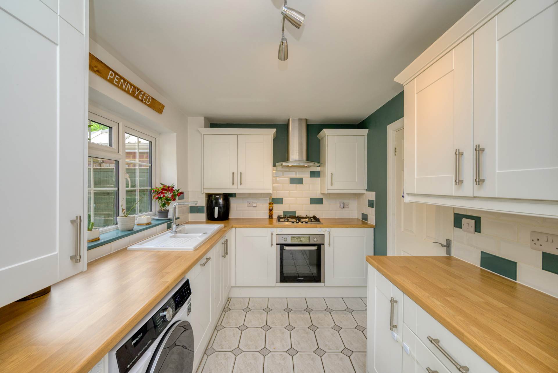 Donegal Close, Reading, Image 3