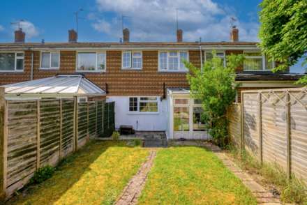 Donegal Close, Reading, Image 13