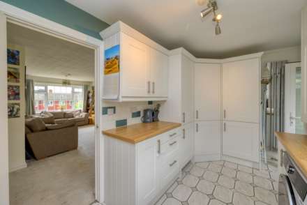 Donegal Close, Reading, Image 7