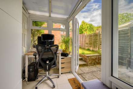 Donegal Close, Reading, Image 8