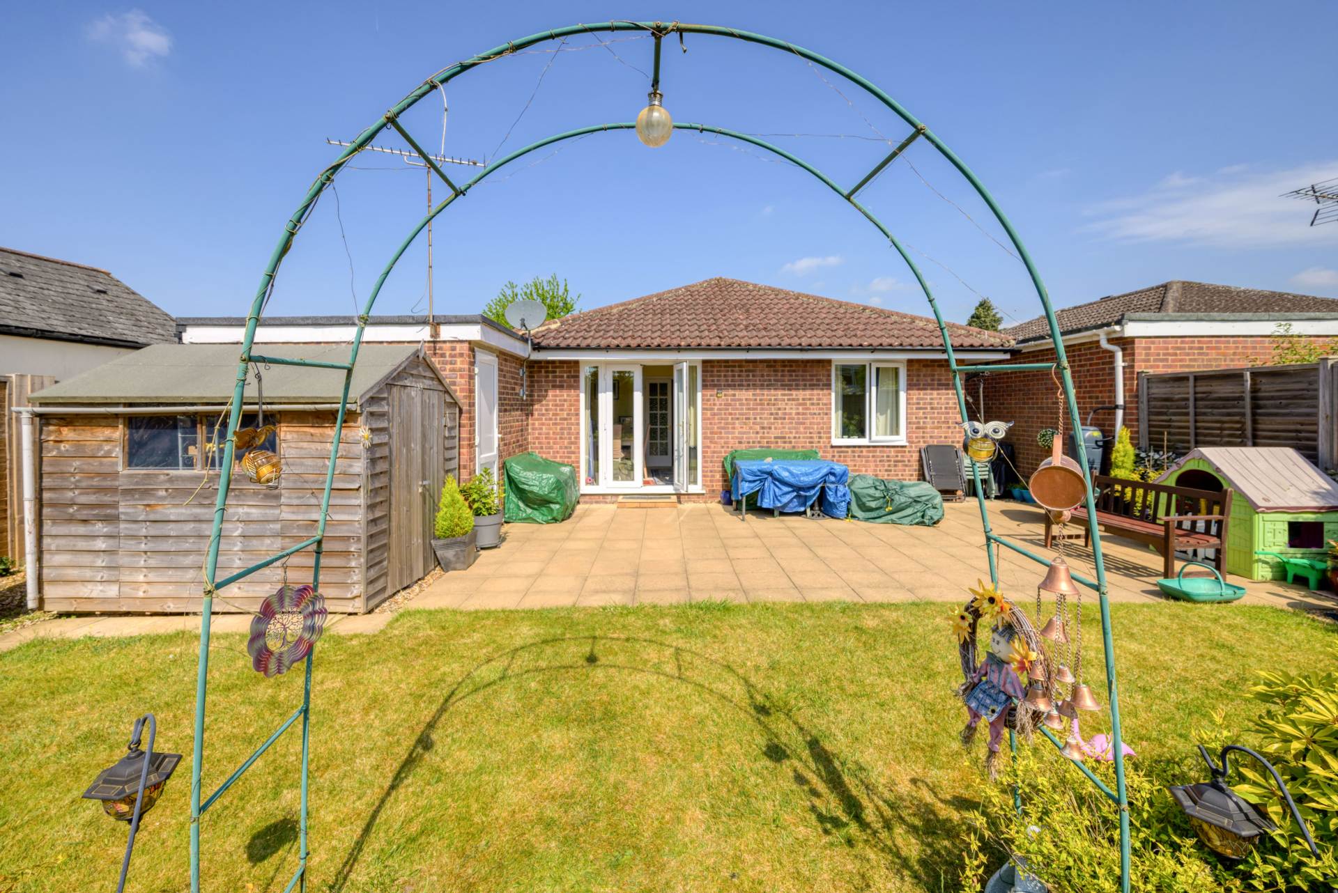 Lymington Gate, Caversham Heights, Image 12
