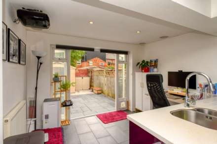 Short Street, Caversham, Image 7