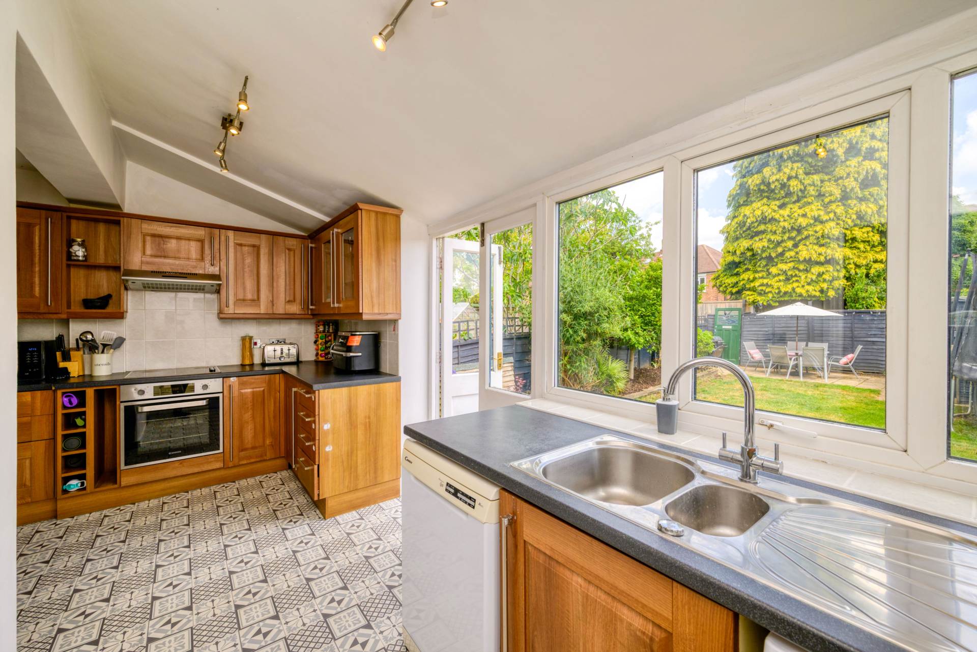 Pembroke Place, Caversham, Image 5