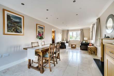 Grosvenor Road, Caversham, Image 5