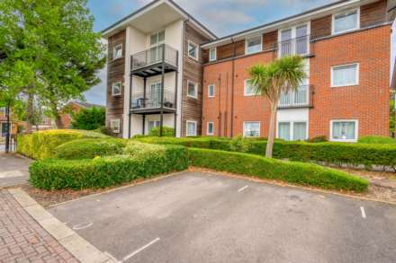 Amersham Road, Caversham, Image 1