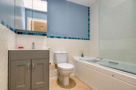 Amersham Road, Caversham, Image 10