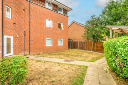Amersham Road, Caversham, Image 12