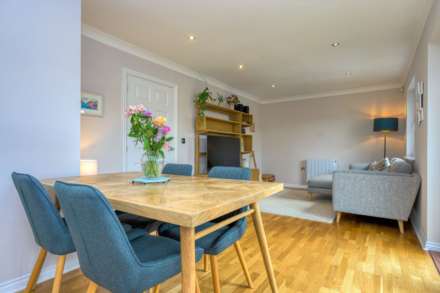Amersham Road, Caversham, Image 2