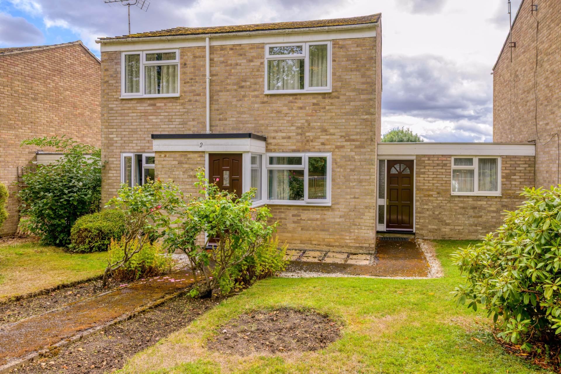 Abingdon Drive, Caversham Park Village, Image 1