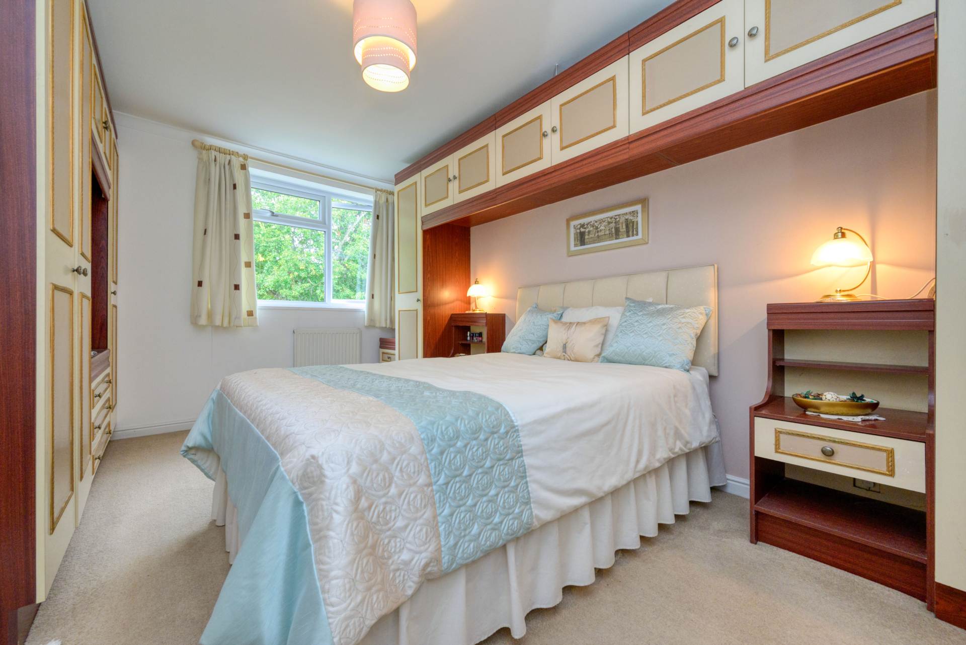 Abingdon Drive, Caversham Park Village, Image 12