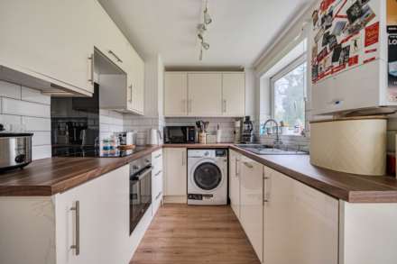 Inglewood Court, Liebenrood Road, Image 3