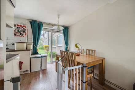 Inglewood Court, Liebenrood Road, Image 4