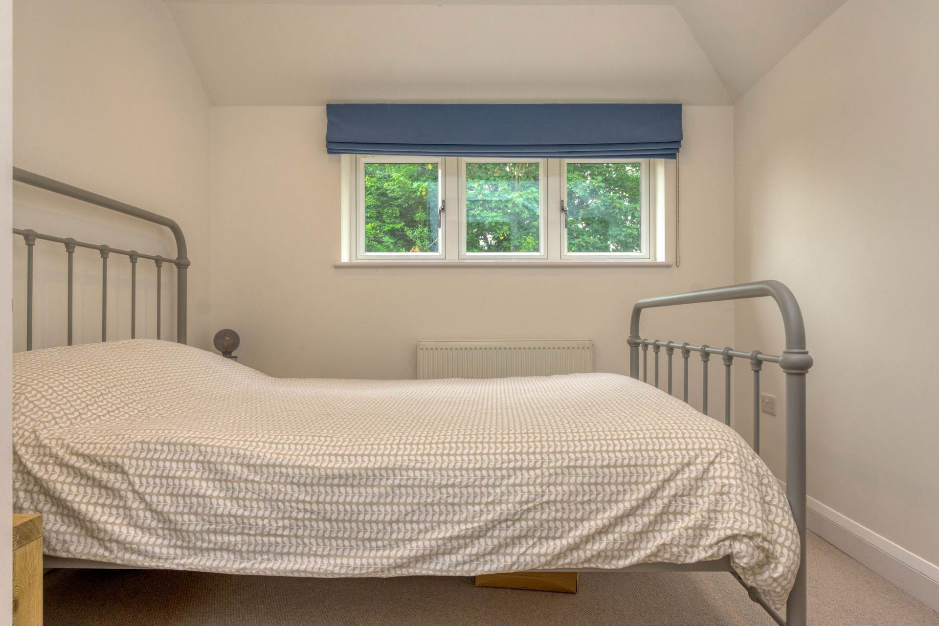 Valley Close, Caversham, Image 18