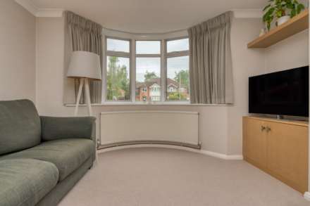 Valley Close, Caversham, Image 14