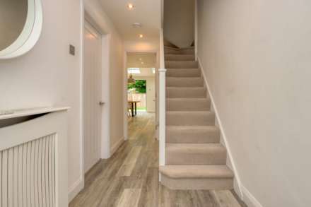 Valley Close, Caversham, Image 15