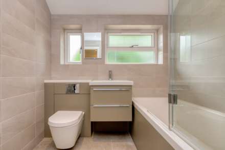 Valley Close, Caversham, Image 20