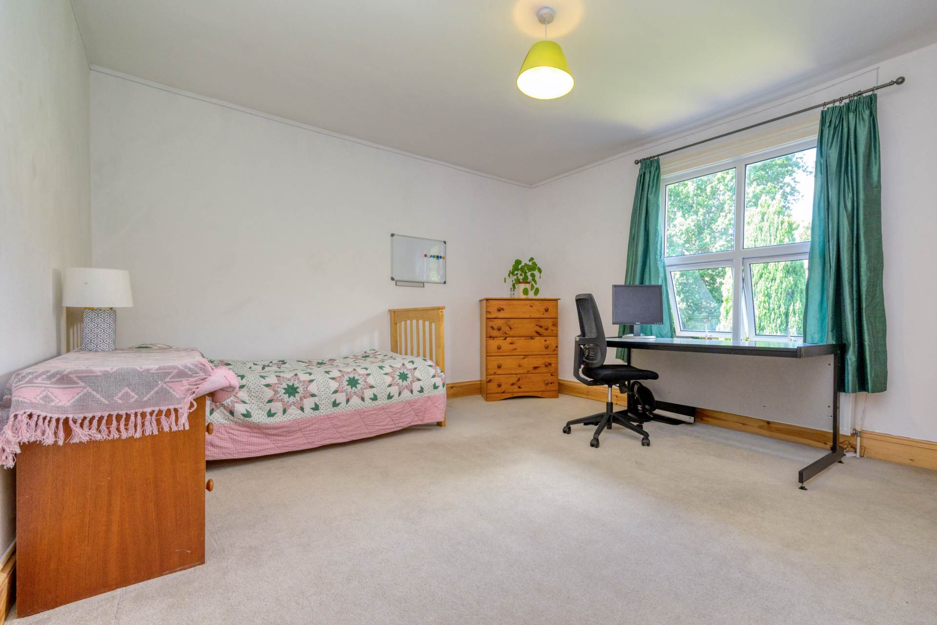 St Anne's Road, Caversham, Image 14