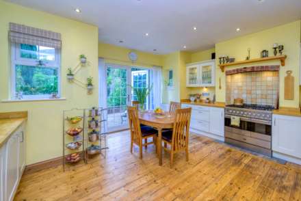 St Anne's Road, Caversham, Image 10