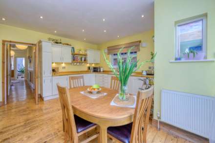 St Anne's Road, Caversham, Image 9
