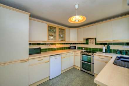 Eynsford Close, Caversham Park, Image 4