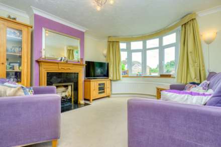 Woodberry Close, Caversham, Image 5