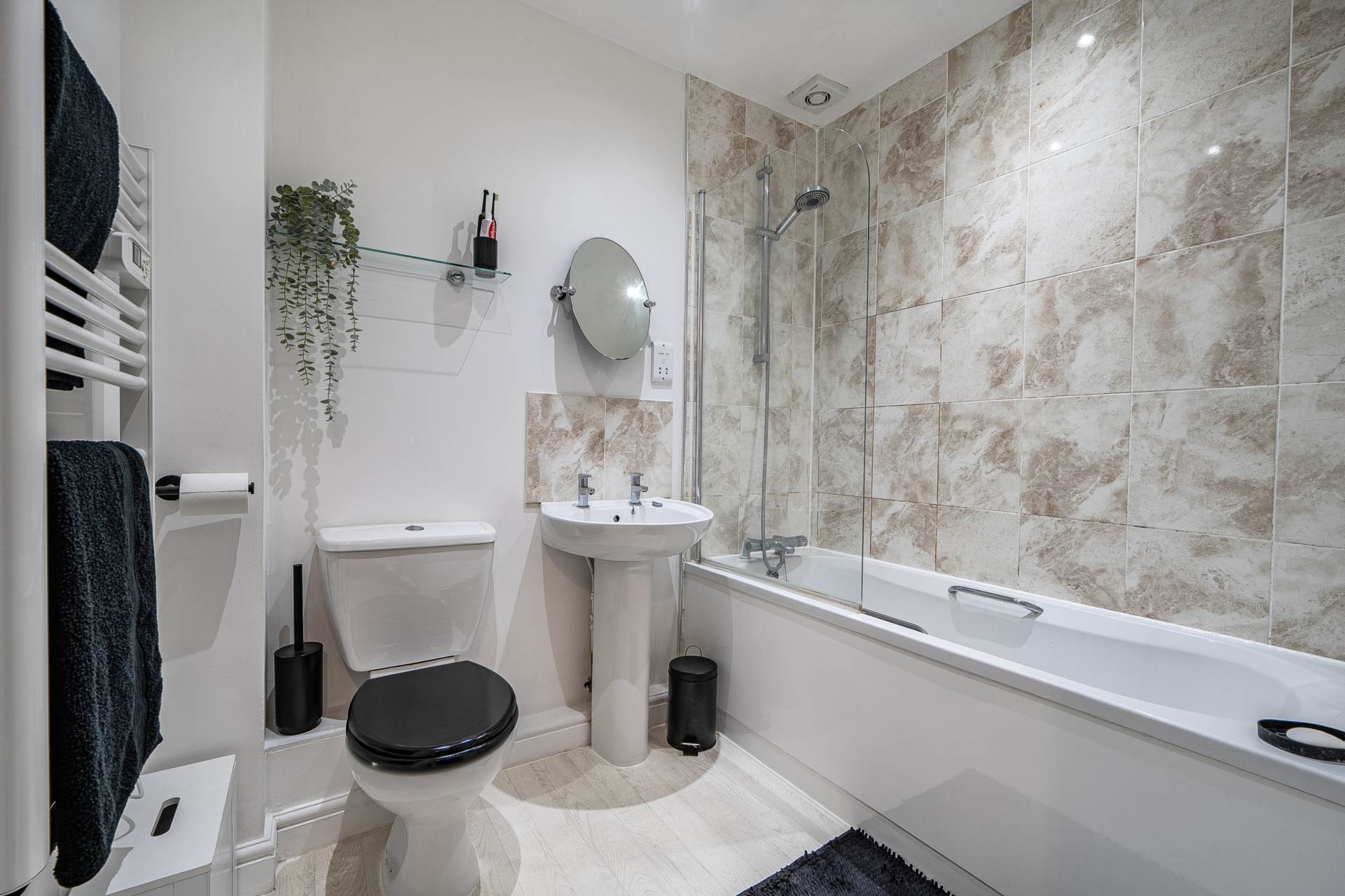 Cavendish Court, Emmer Green, Image 9